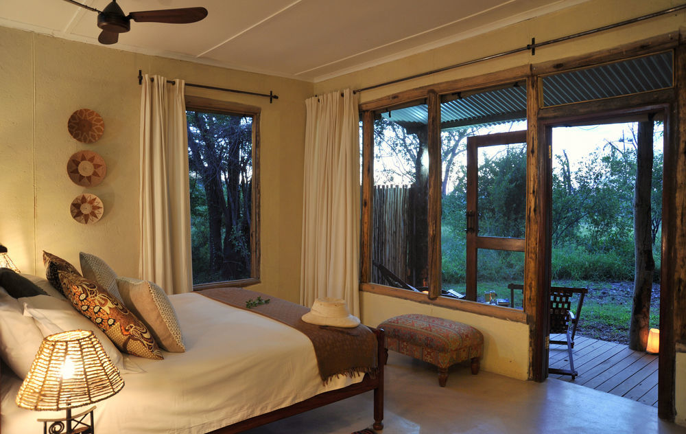 The Hide Safari Camp Hotel Dete Exterior photo